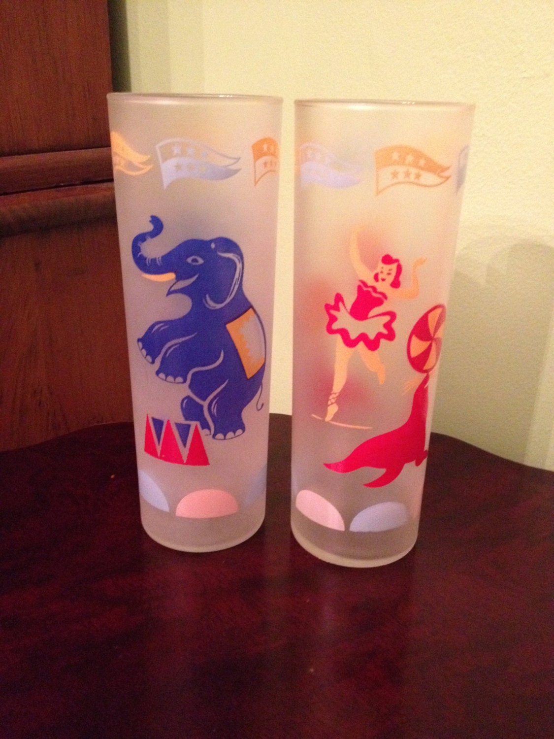 vintage circus drinking glasses