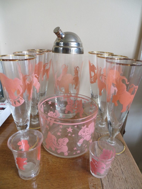 Vintage Pink Drinking Glasses 10