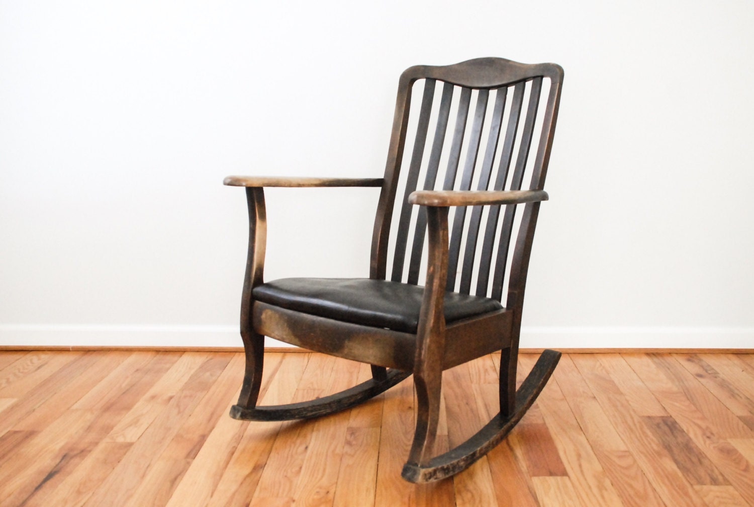 rocking-chair-antique-rocking-chair-wood-rocker-antique-rocker