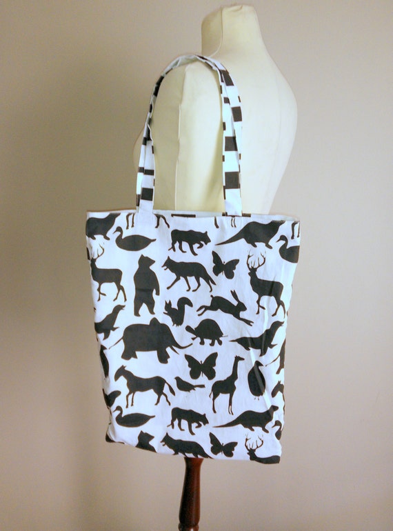 Reversible black and white cotton tote bag With one zipper