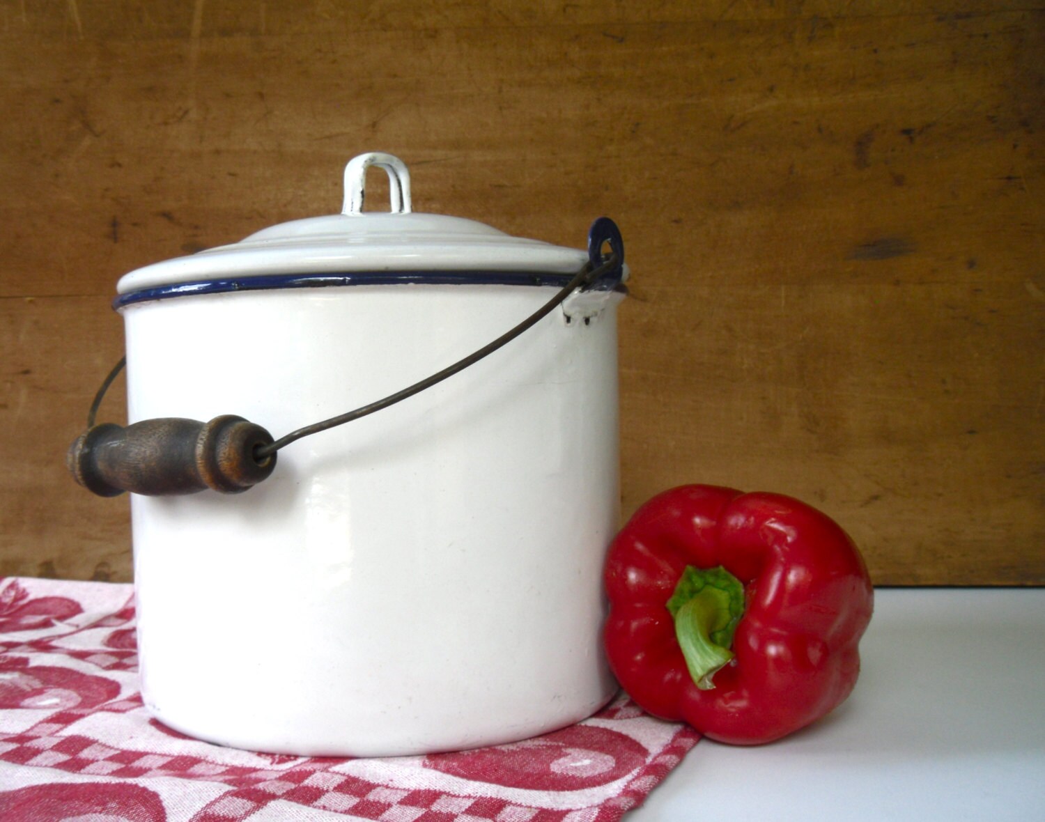 Vintage White & Blue Enamel Pot Wood Handle Compost Kitchen