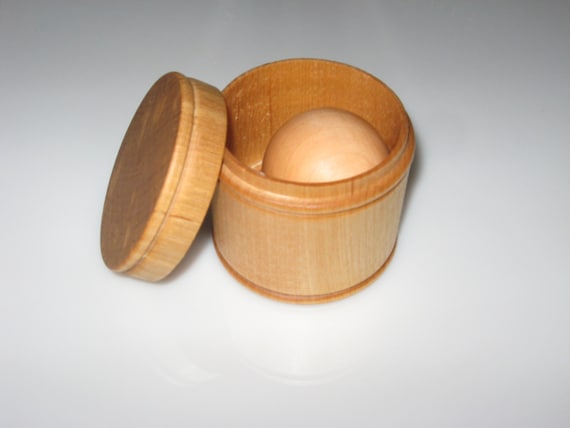 Montessori Wood Infant toy - Ball and Jar, Natural Wood toys for toddlers and infants, develops object permanence and fine motor skills