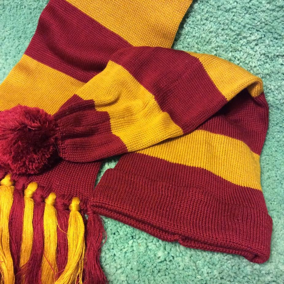 Harry Potter scarf set Hogwarts Gryffindor first movie scarf