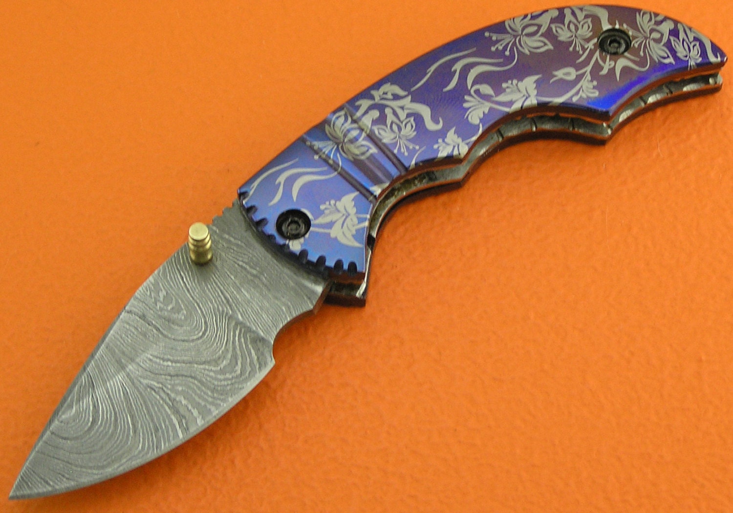 100 Handmade & Damascus Steel Titanium Coated
