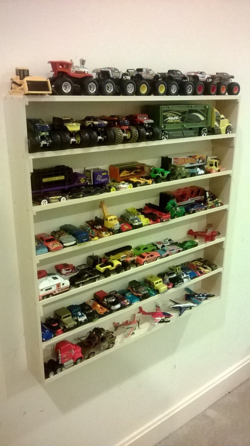 storing toy cars
