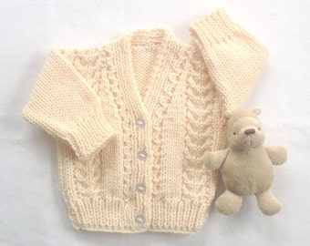 Baby cardigan - 6 to 12 months - Baby shower gift - Baby knit clothes - Infant clothing - Baby knitwear