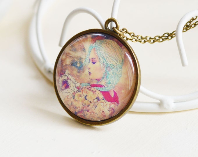 MODERN ART Round pendant metal brass with the image of girls and cat under glass