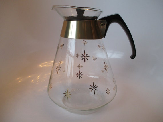 Atomic Starburst Carafe 1950's Pyrex by townNcountryVintage