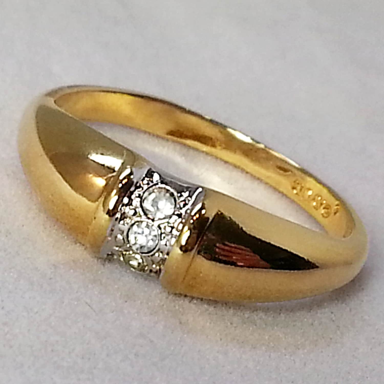 Polished Sparkle Ring Vintage Avon Gold Tone Size 9 Rhinestone