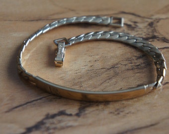 Vintage Jewelry Bracelet Chain Gold Collectable with the Extanded Chain Designer Avon E-111