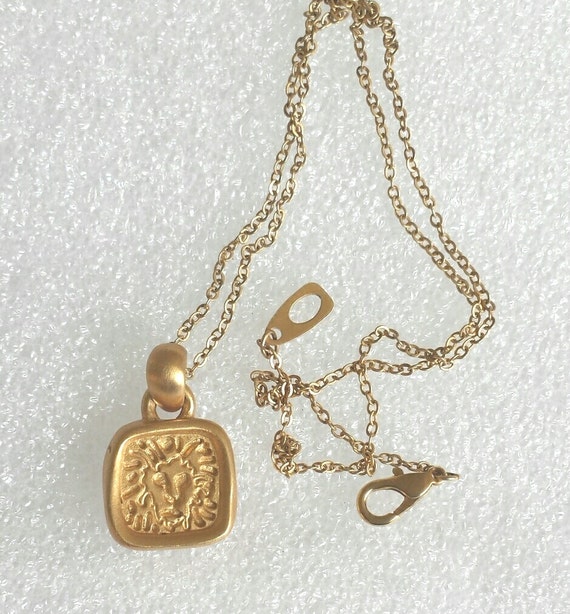 Vintage Anne Klein Signature Logo lion head gold tone necklace