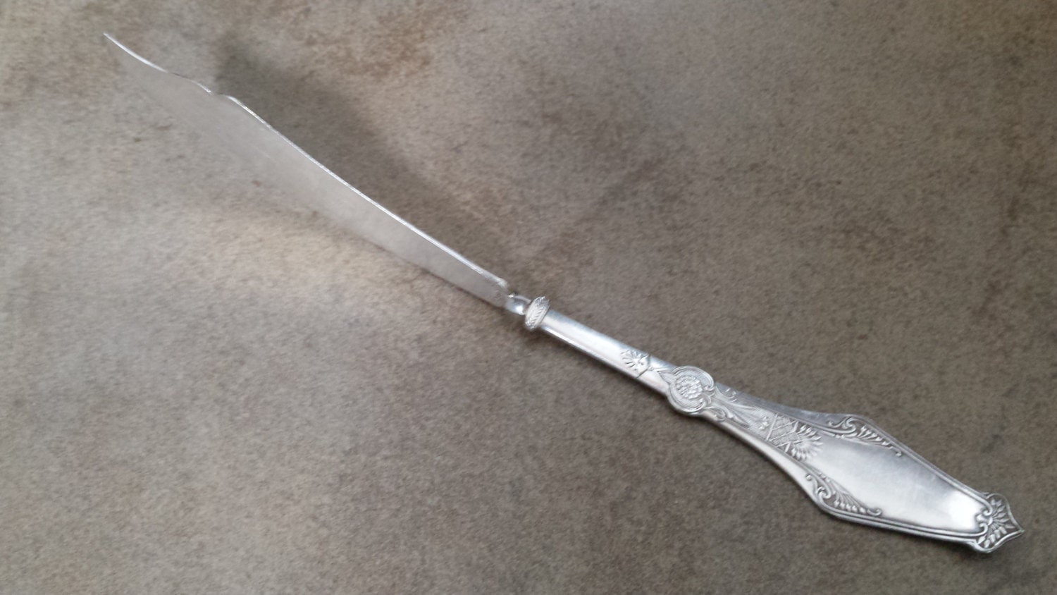 Antique REED & BARTON 1879 ORIENT Twisted Handle Master Butter Knife 8