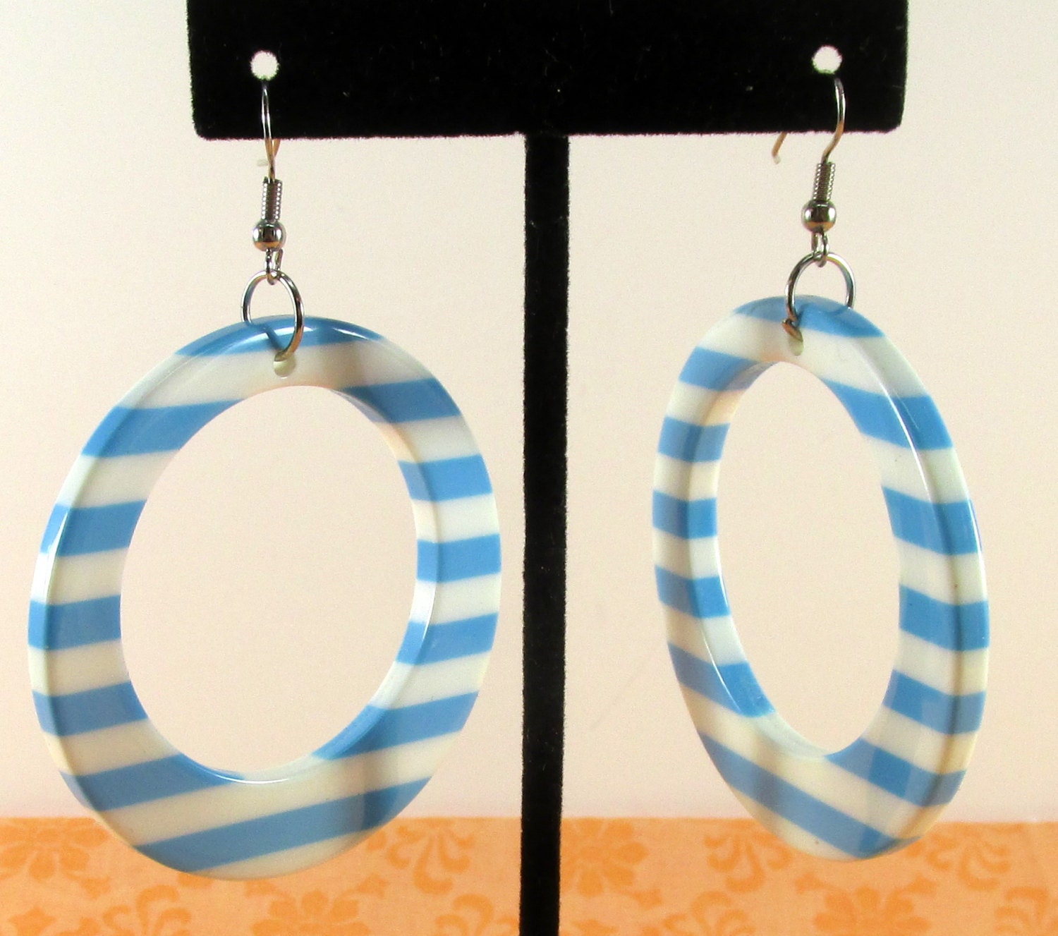 Plastic Vintage Hoop Earrings by HaileyLeeTreasures on Etsy