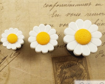 Plugs Gauges Daisy Plugs - 2ga (6mm), 0ga (8mm), 00ga (10mm), 7/16" (11mm), 1/2" (12mm), 9/16" (14mm), 5/8" (16mm), 3/4" (19mm), 7/8" (22mm)