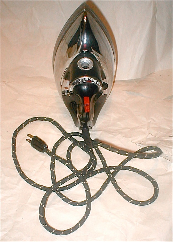 Vintage General Electric Steam and Dry Iron Vintage