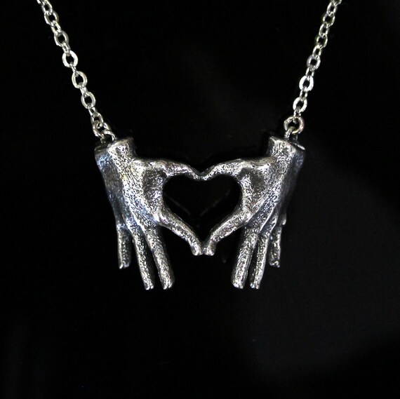 Valentine Heart Hands Necklace Silver I Heart You Hands