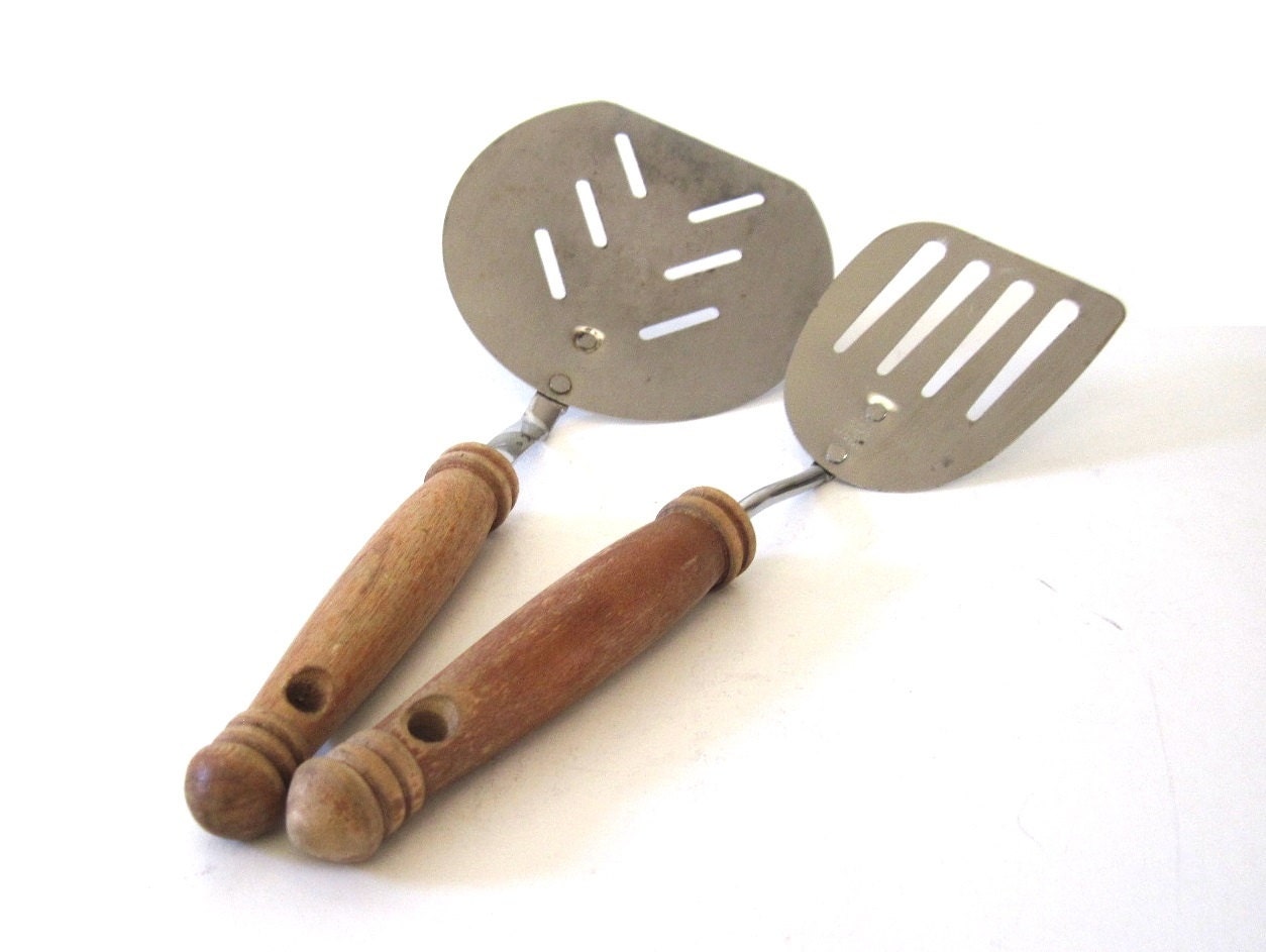 Small Ekco Spatula Round Pancake Turner Chrome Wood Handle - ðzoom small ekco spatula round pancake turner chrome wood handle - ðzoom