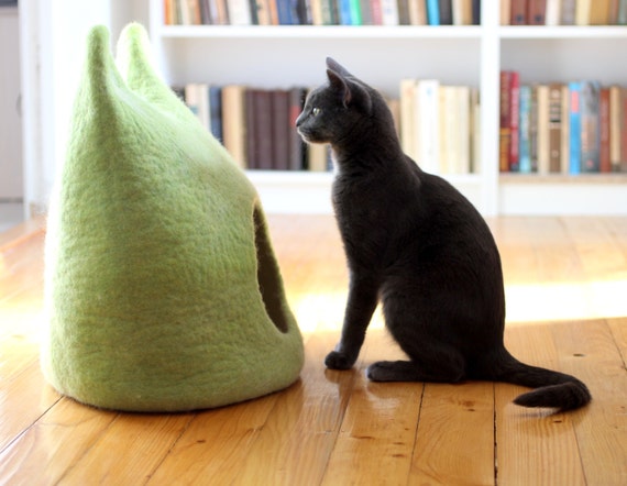 Felt Cat Bed