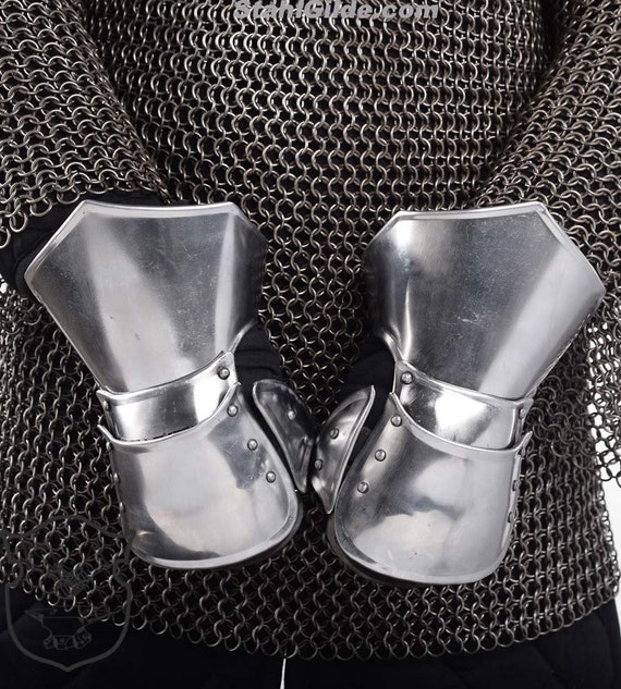 Larp fantasy medieval costume steel armour: Gauntlet