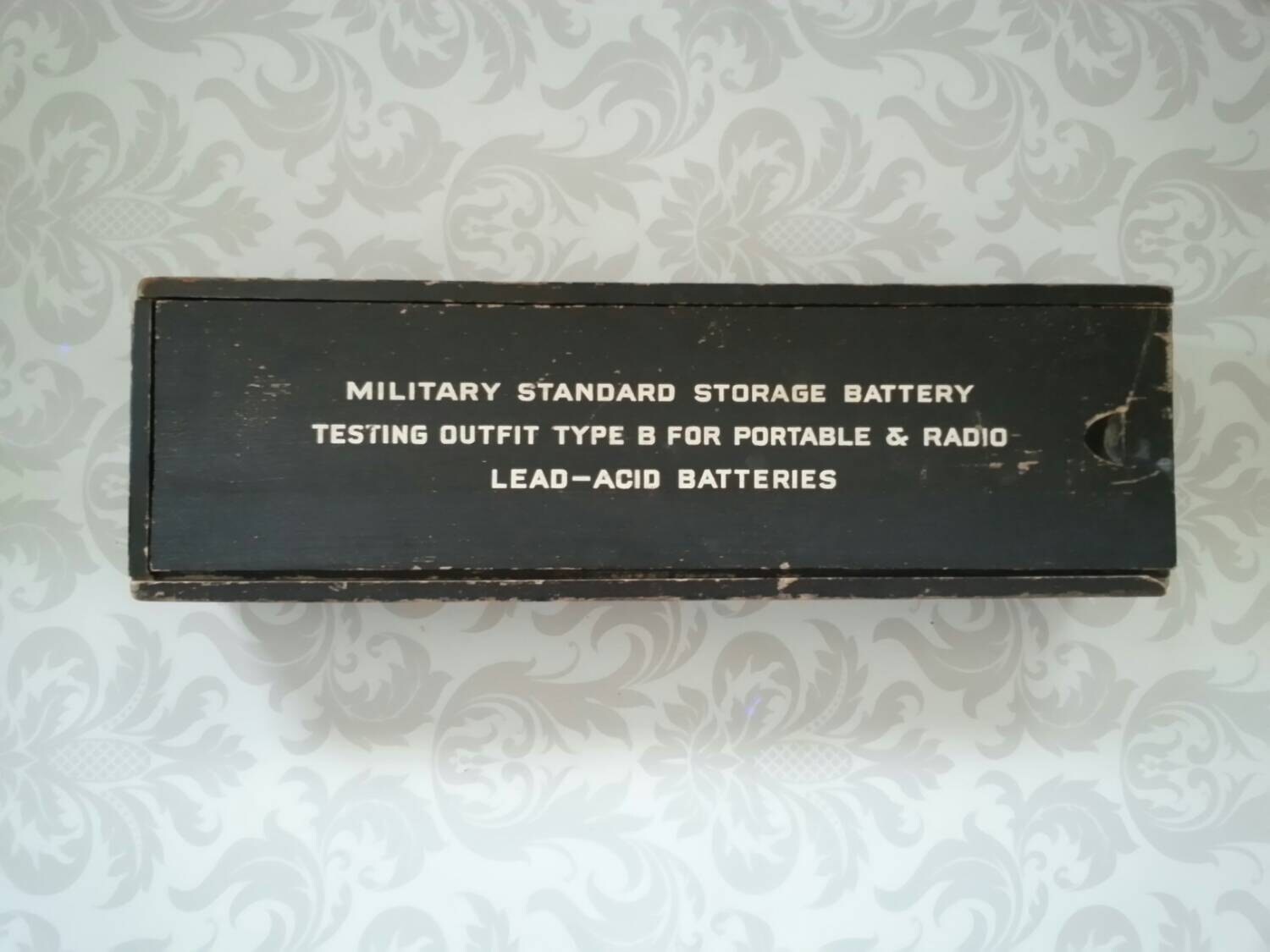 Antique Military collectible WWII battery box Standard storage battery Testing outfit Type B for
