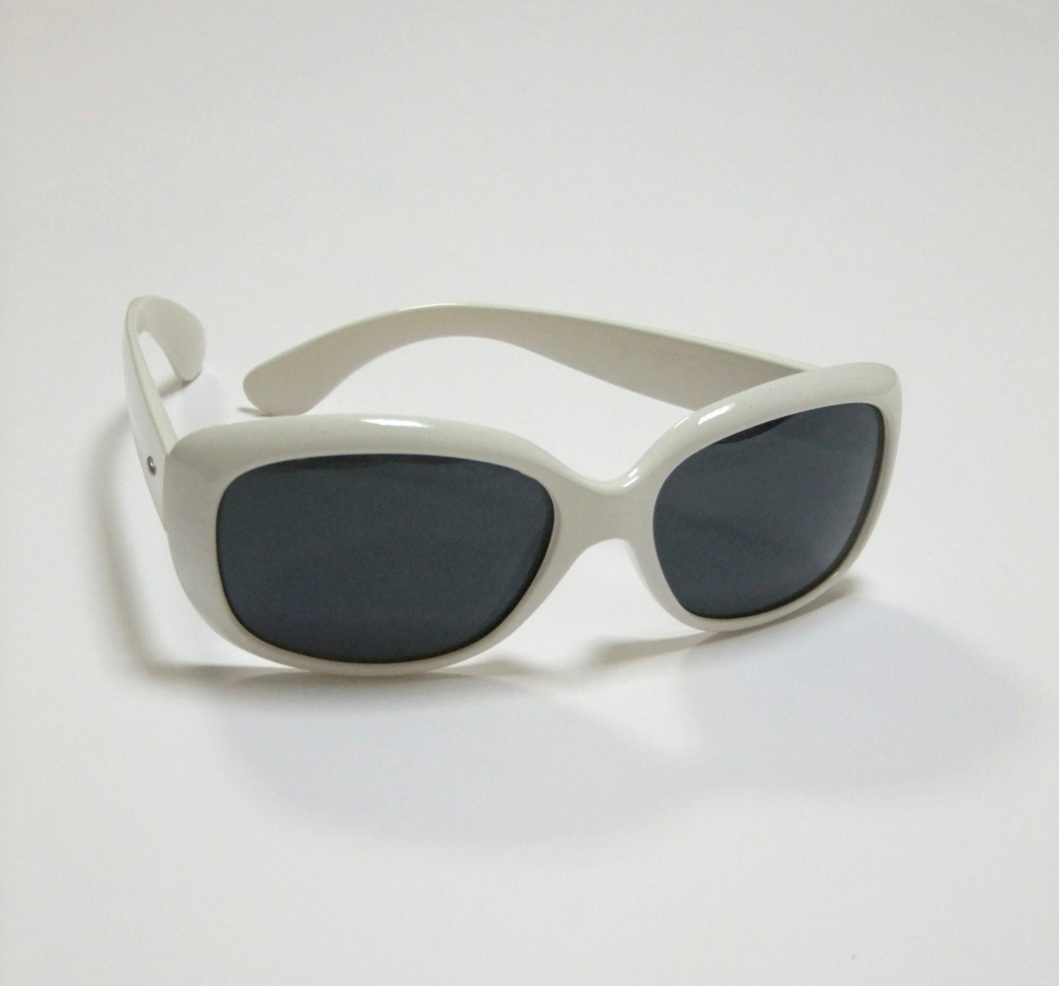 70’s White Vintage Fashion Sunglasses -Jackie Onassis Sunglasses Style ...