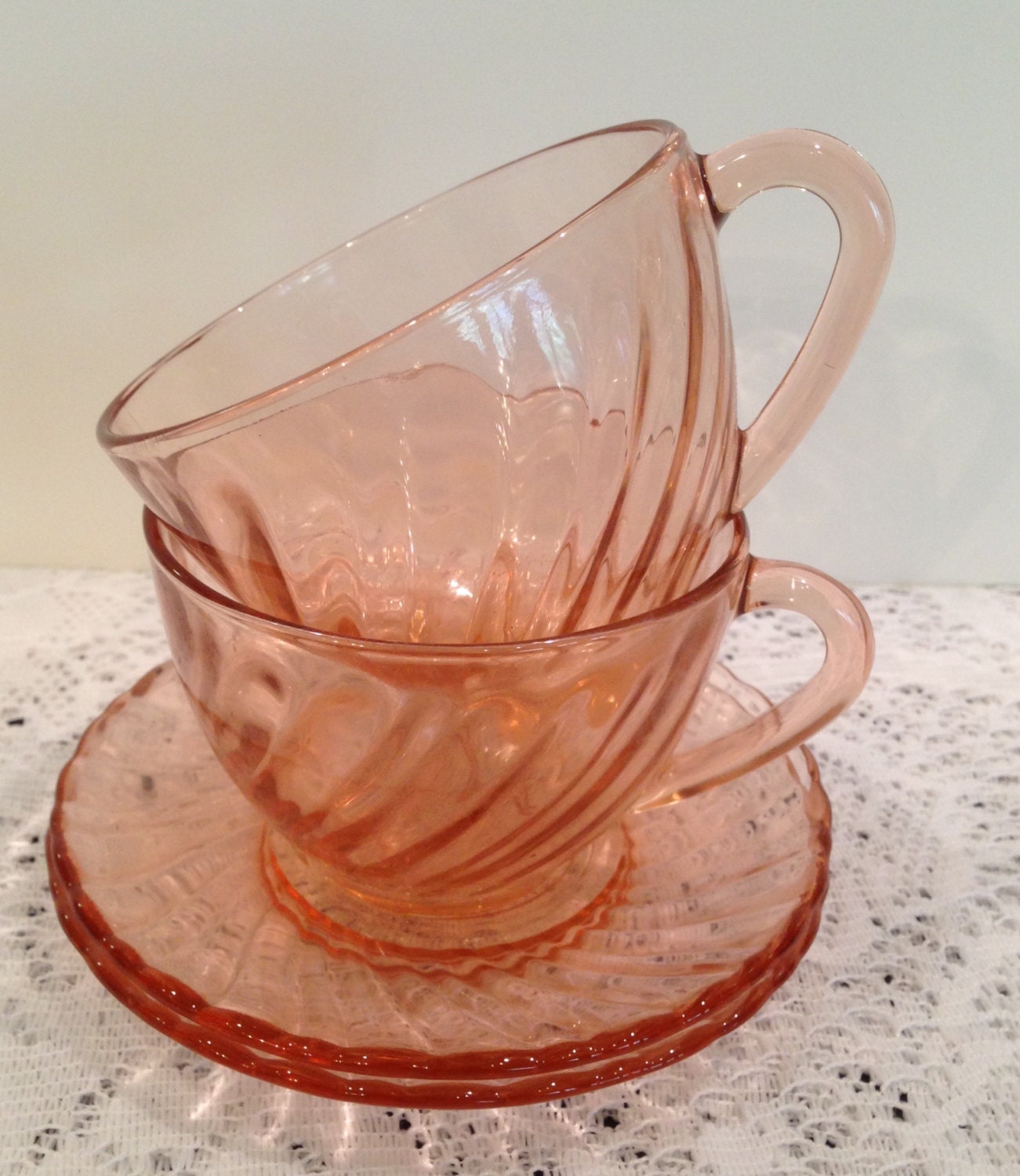 Arcoroc Pink Swirl Rosaline Glass Coffee/Tea Cups and Saucers