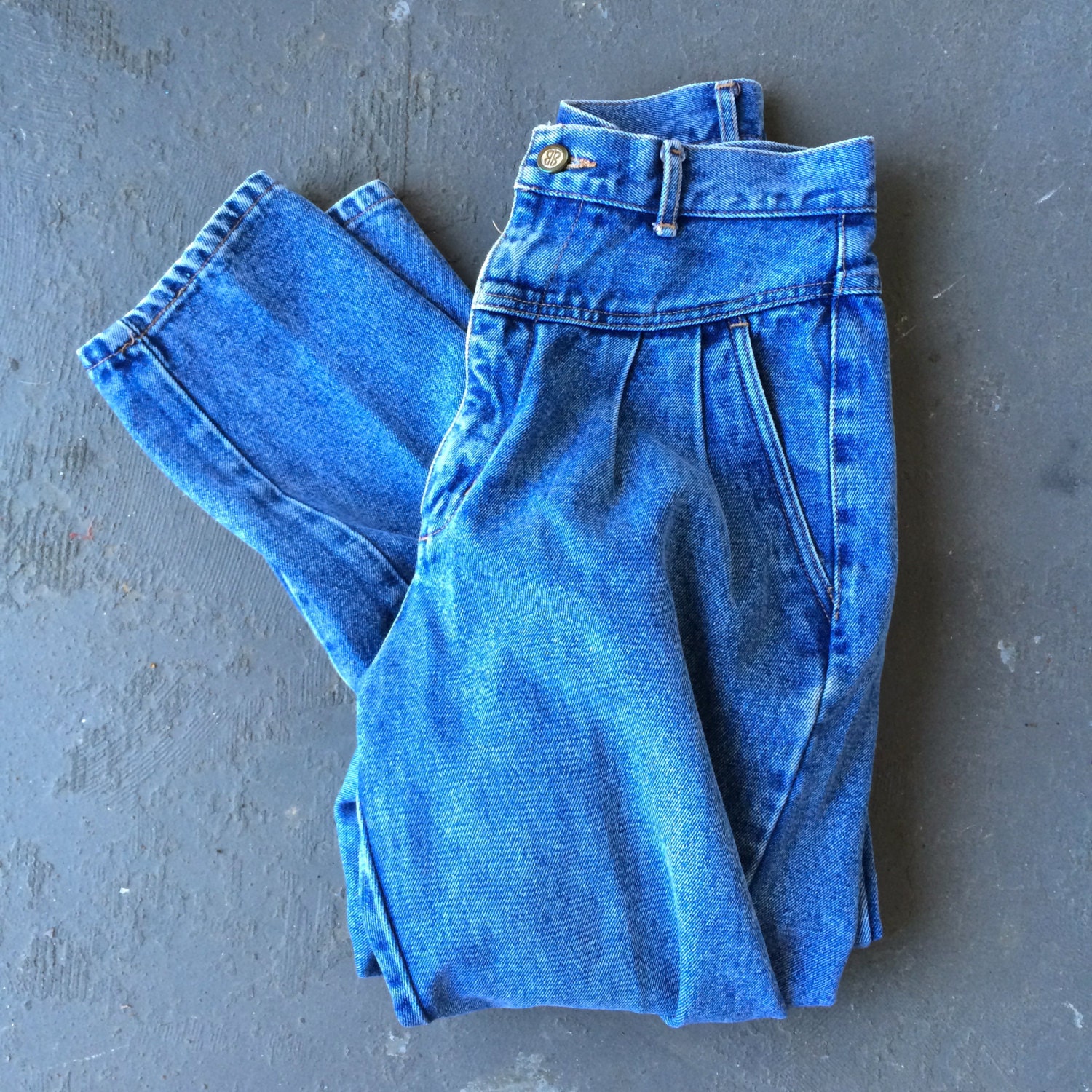 Vintage 80s Bill Blass Jeans / High Waisted Stone Washed Mom