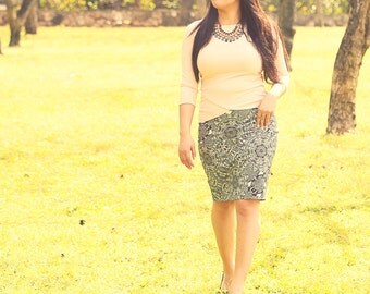 Pencil skirt,Skirt with pockets,Printed pencil skirt,Midi skirt,Office skirt,Gray elegant skirt,Elegant skirt,Flattering skirt