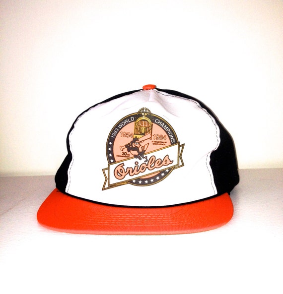 vintage 1980s snapback//Baltimore Orioles hat//retro World