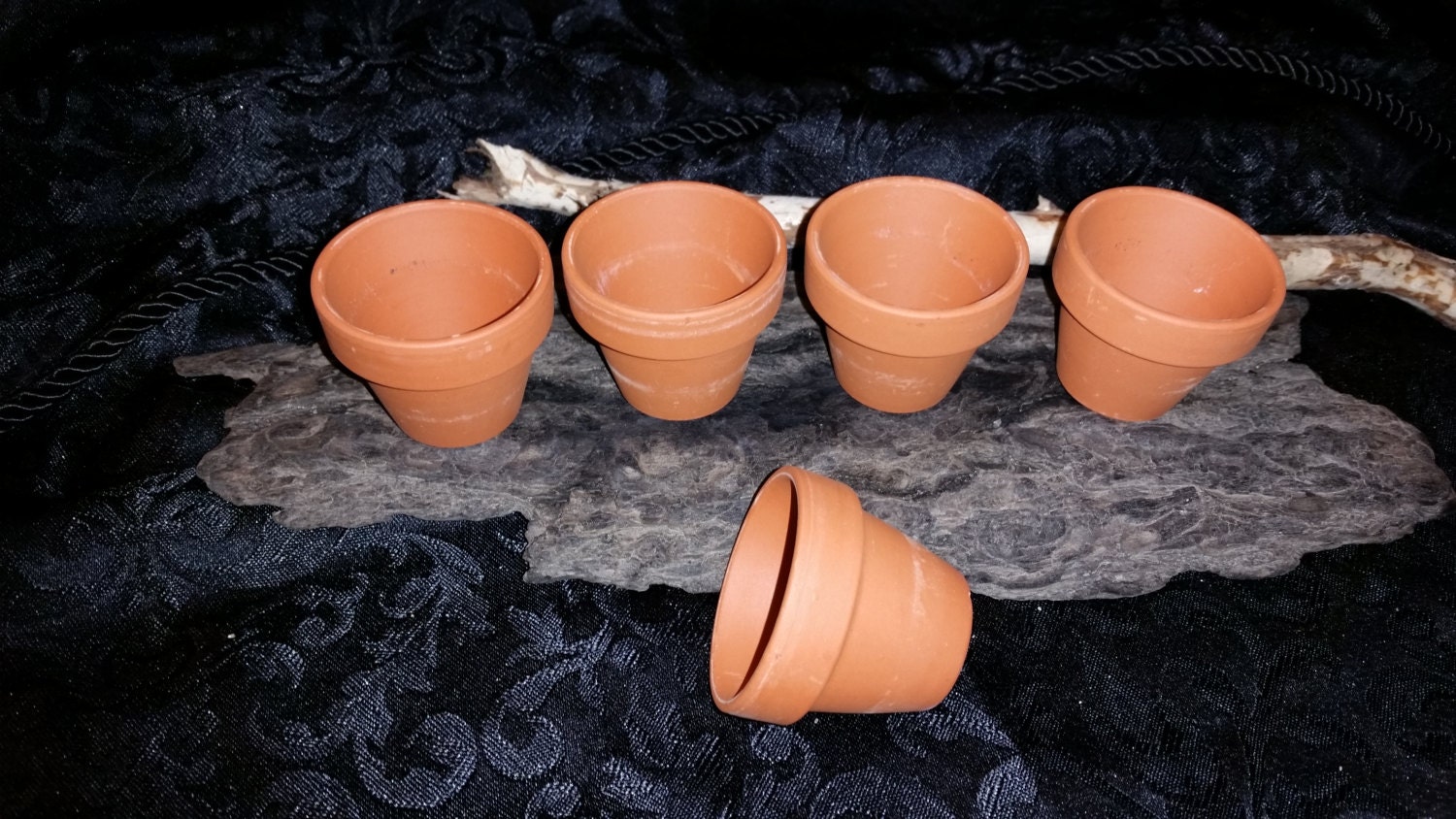Miniature clay pots for crafts by SuElles on Etsy
