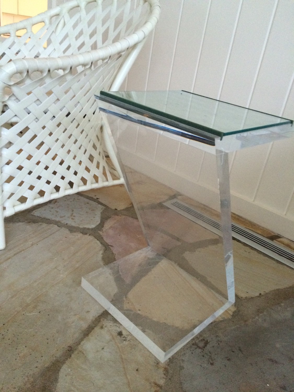 Z shaped lucite table Haute Juice