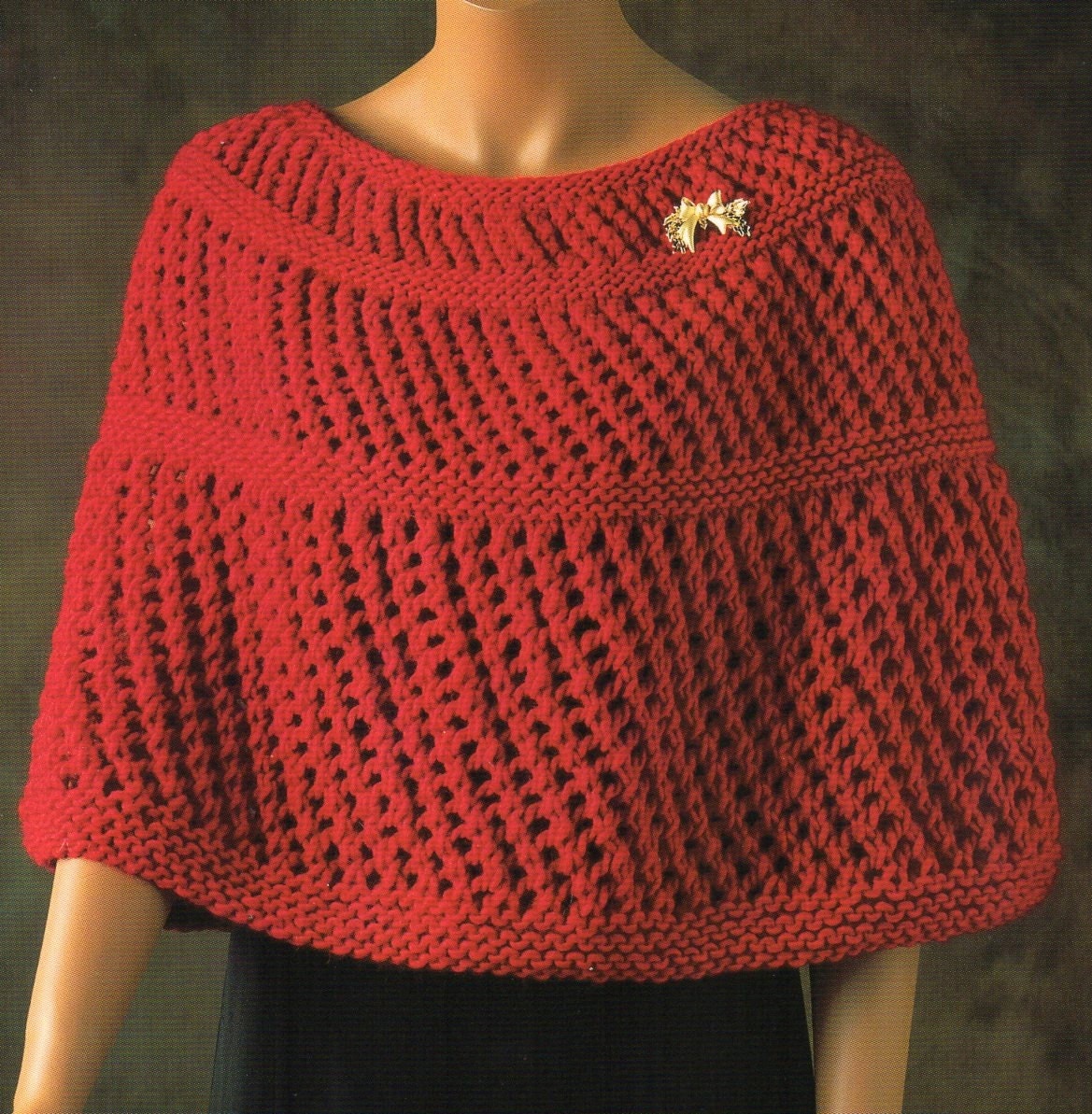 Short Cape Poncho Capelet Knit Knitting Pattern Three Quarter