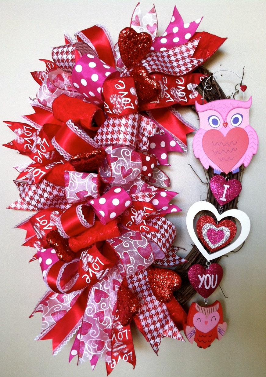 ON SALE Valentine's Day Wreath Grapevine Ribbon Wreath