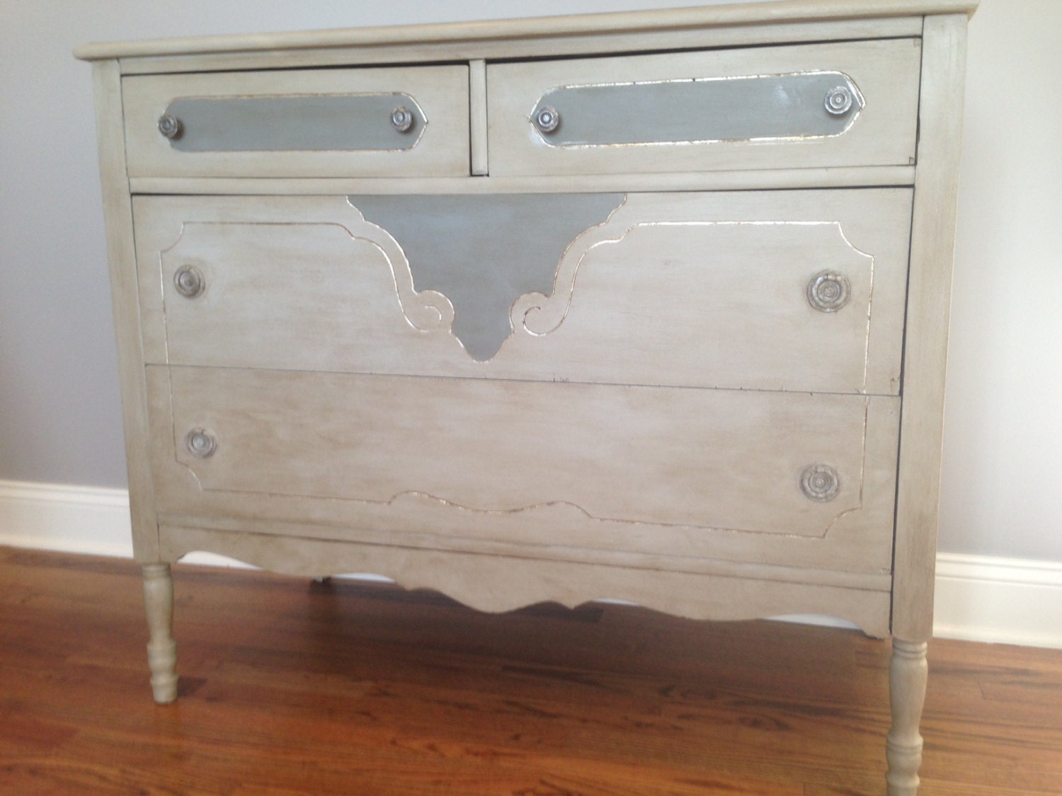 Annie Sloane Paris Gray chalk paint with Dark Wax