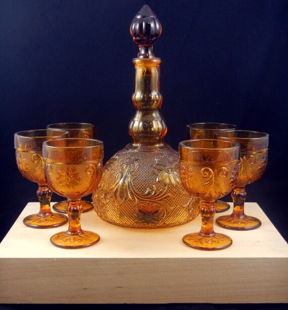 7pc Vintage Tiara Indiana Glass Cordial Glasses Decanter 3997