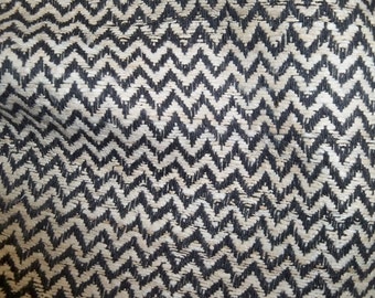 SCHUMACHER CHEVRON ZIG Zag Hand Spun Raw Silk Fabric 10 yards Black Cream