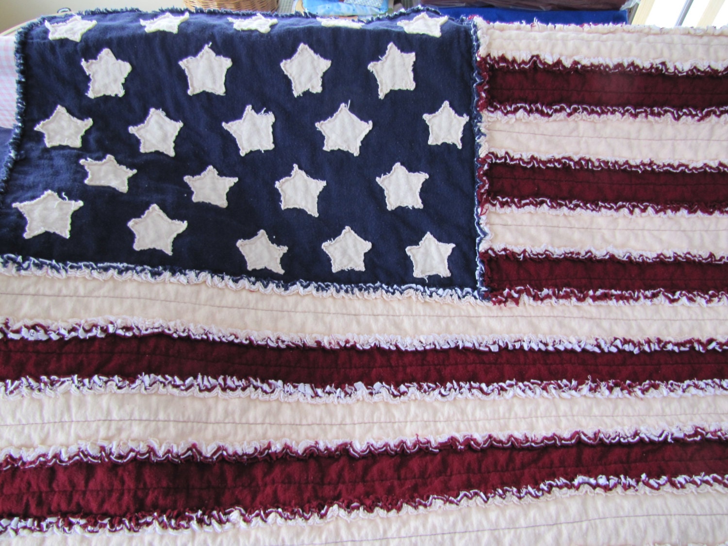 american-flag-rag-quilt-in-country-primitive-cranberry