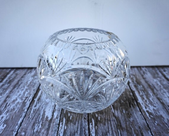 lead crystal rose bowl decorated for kitchen table