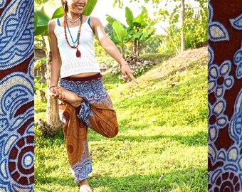 Harem Pants // Music Festival Clothing // Hippie Pants // Yoga Pants // Maroon and Gold Bohemian Pants // Gypsy Pants // Meditation Pants