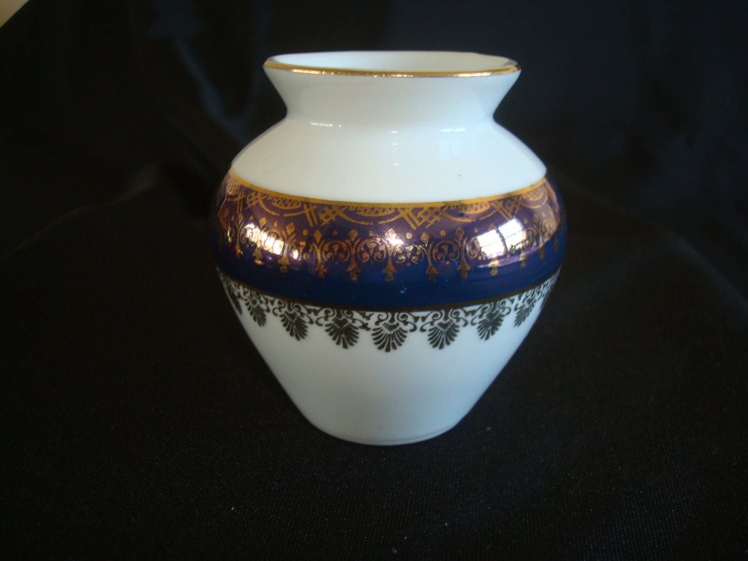 Leart made in Brazil Mini porcelain vase by AuntieAnnesGems
