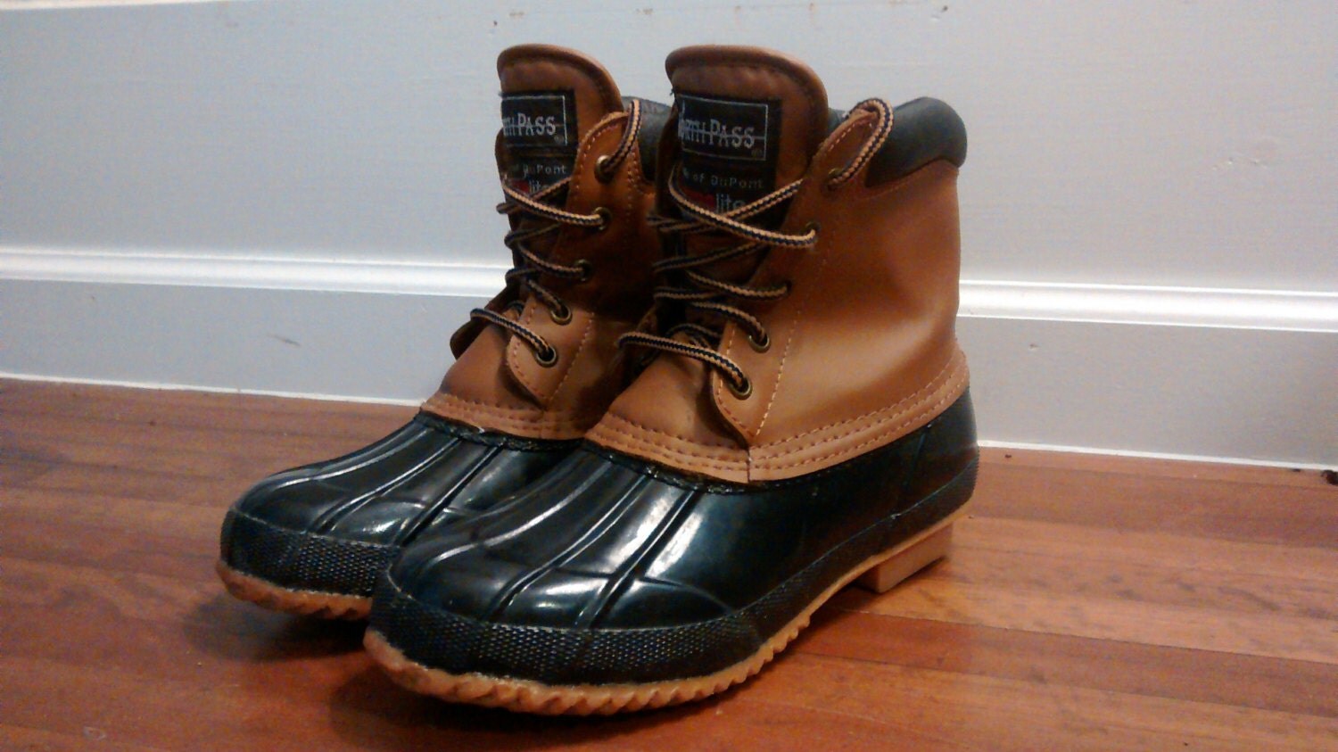 Vintage duck boots Women size 7 thermolite north pass