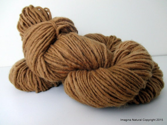 Organic Natural Real Oak Colour, Hand Spun, Pure Handmade Wool, Non Toxic, Hand Painted, Non intensively Farmed. Natural Brown Plant Colour