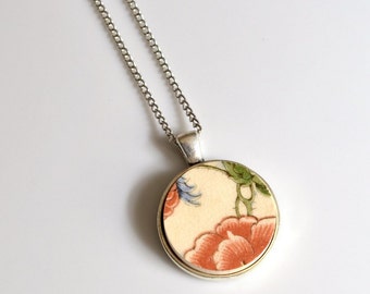 Simple Circle Broken Plate Pendant - Red Rose - Recycled China