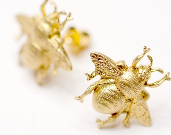 Bee Earrings, Bee Post Earrings, Bee stud earrings, bee jewelry, little bee earrings, gift for her