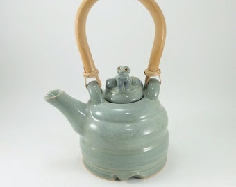 small frog teapot