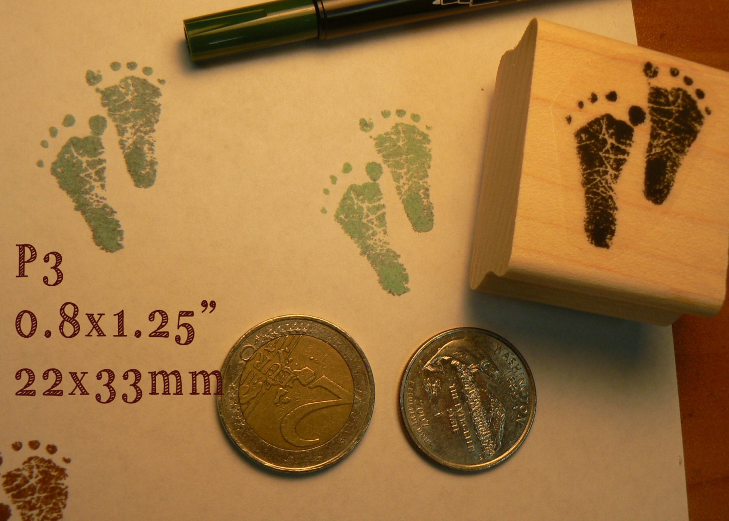 Small baby feet rubber stamp P3