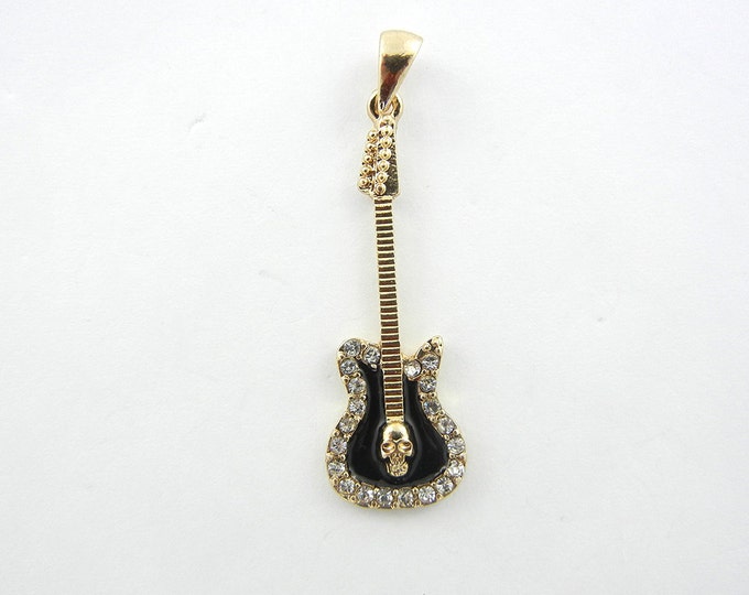 Small Gold-tone Guitar Pendant