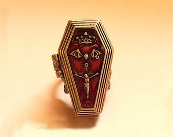 DEATH Coffin Casket Poison Locket Ring-Goth-pill box-morbid-dead- cemetary