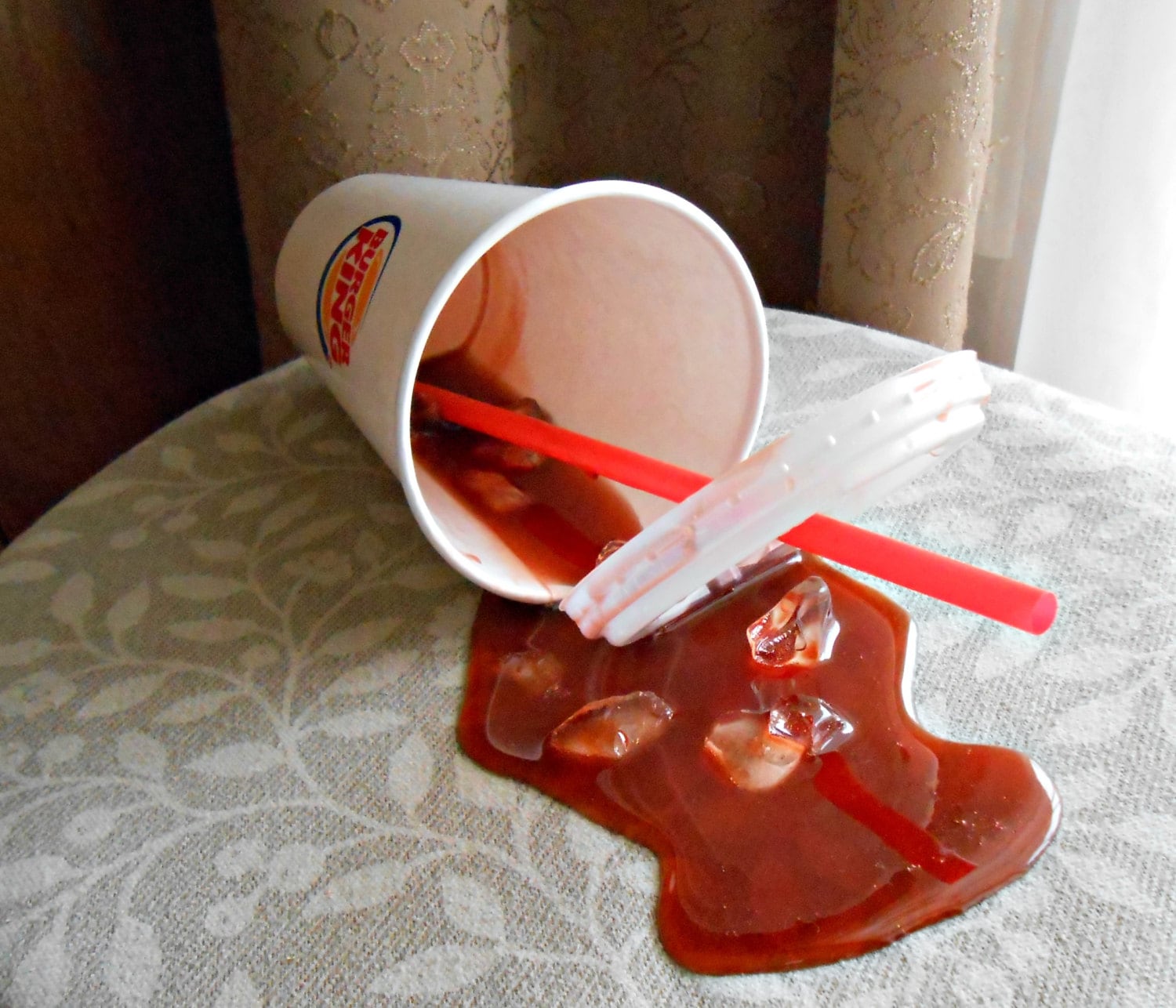 Fake Spilled Cola Pop Drink In A Bk Paper Cup Fun Prop Gag 6234