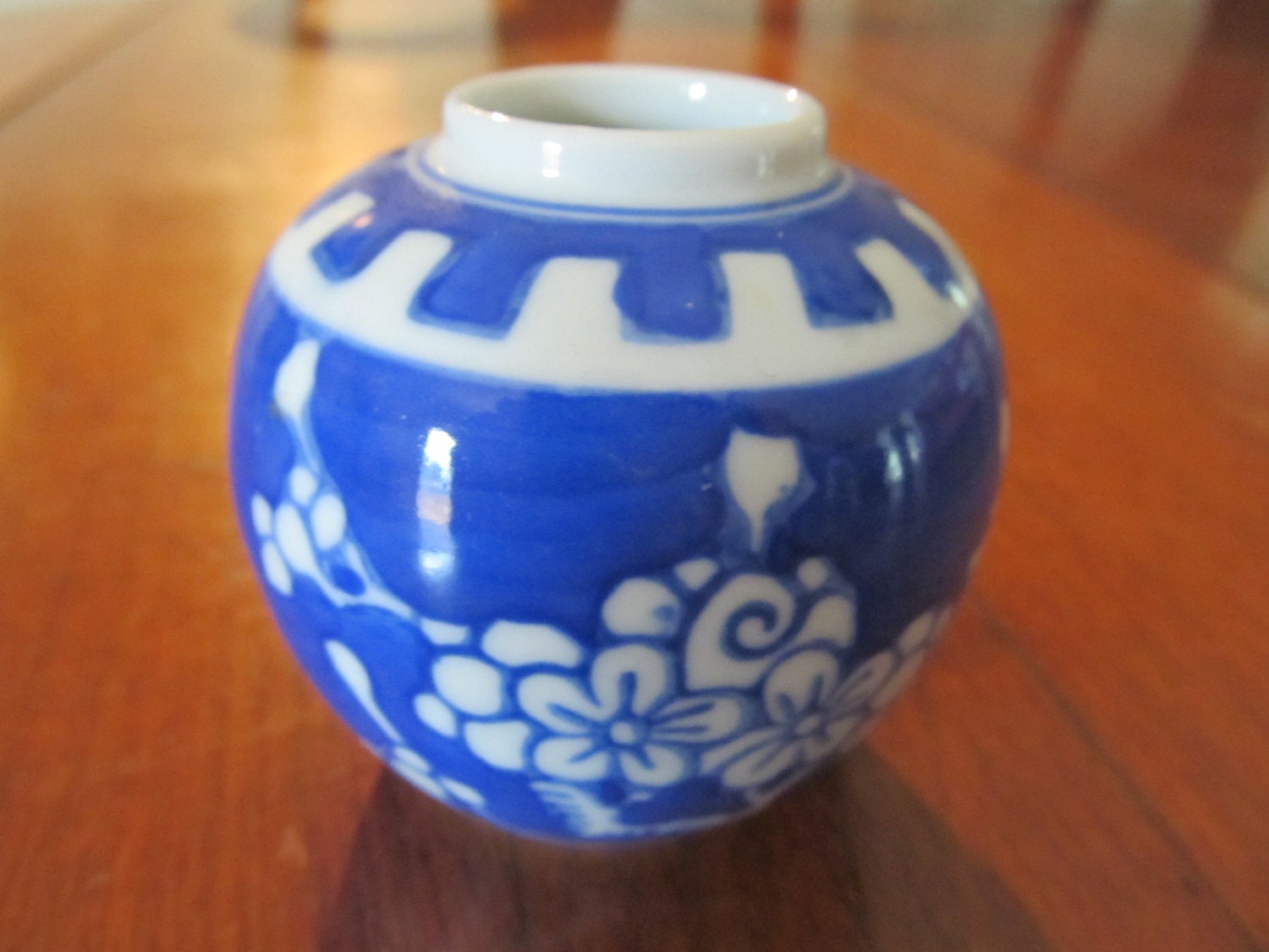 Small Chinese Vase by SmallsbySunny on Etsy